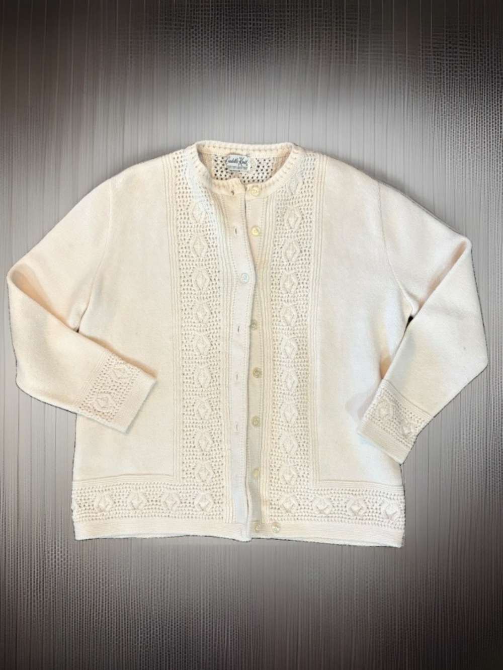 Vintage Cuddle Knit Textured Off-White Cardigan Sweater